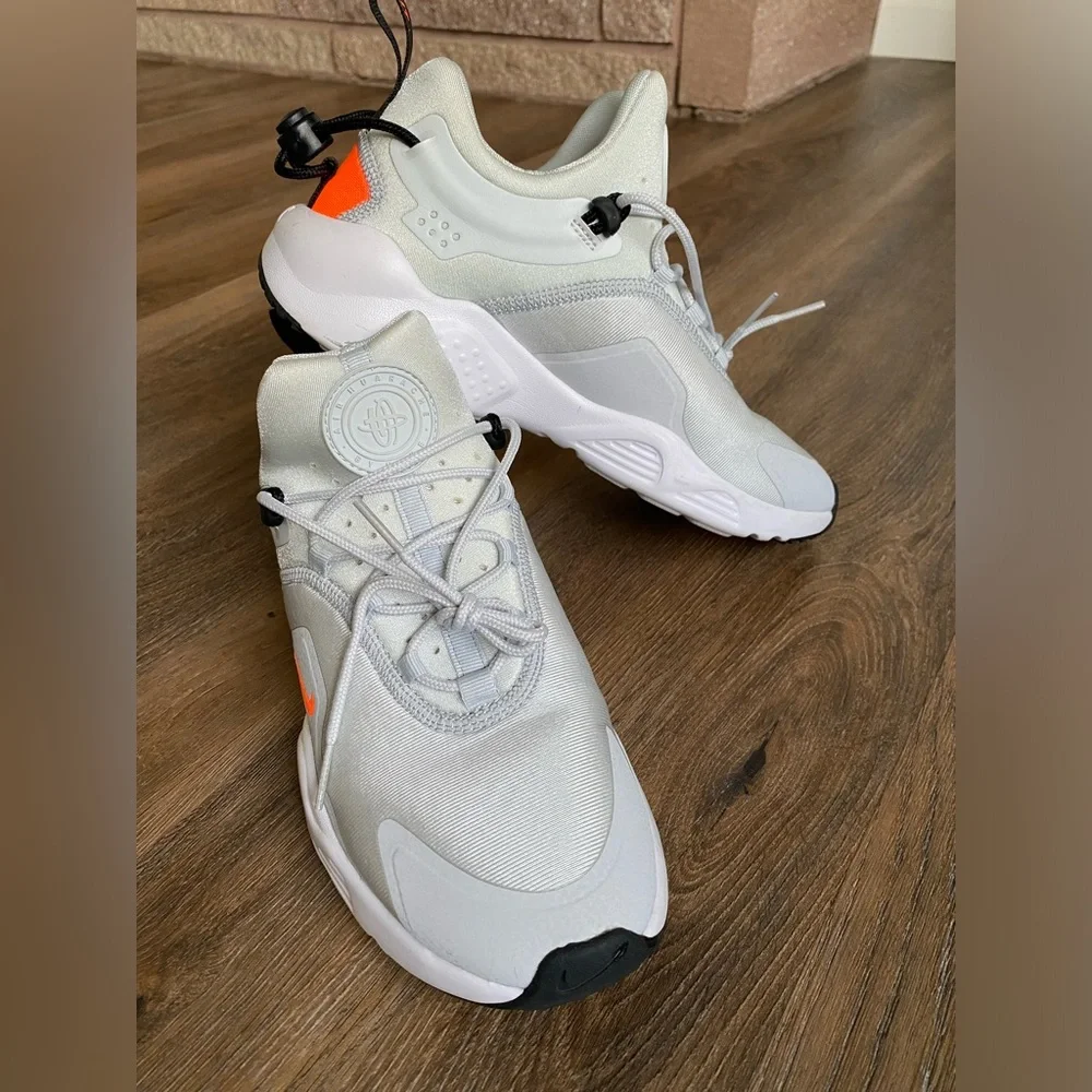 Nike Air Huarache City Move Pure Platinum Crimson size 8.5 - Picture 13 of 16